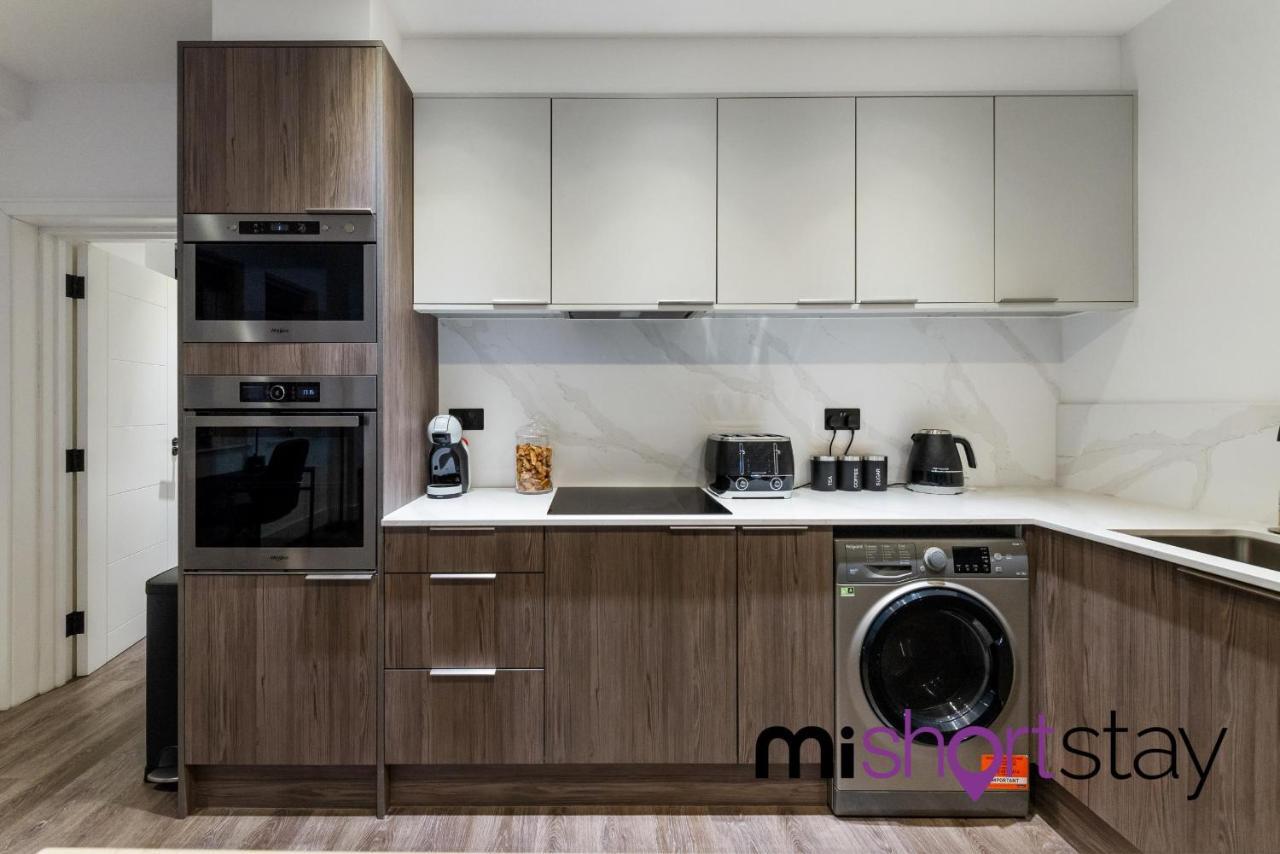 The Residence Fitzrovia - Private One Bedroom Apartment With Own Entrance Лондон Экстерьер фото